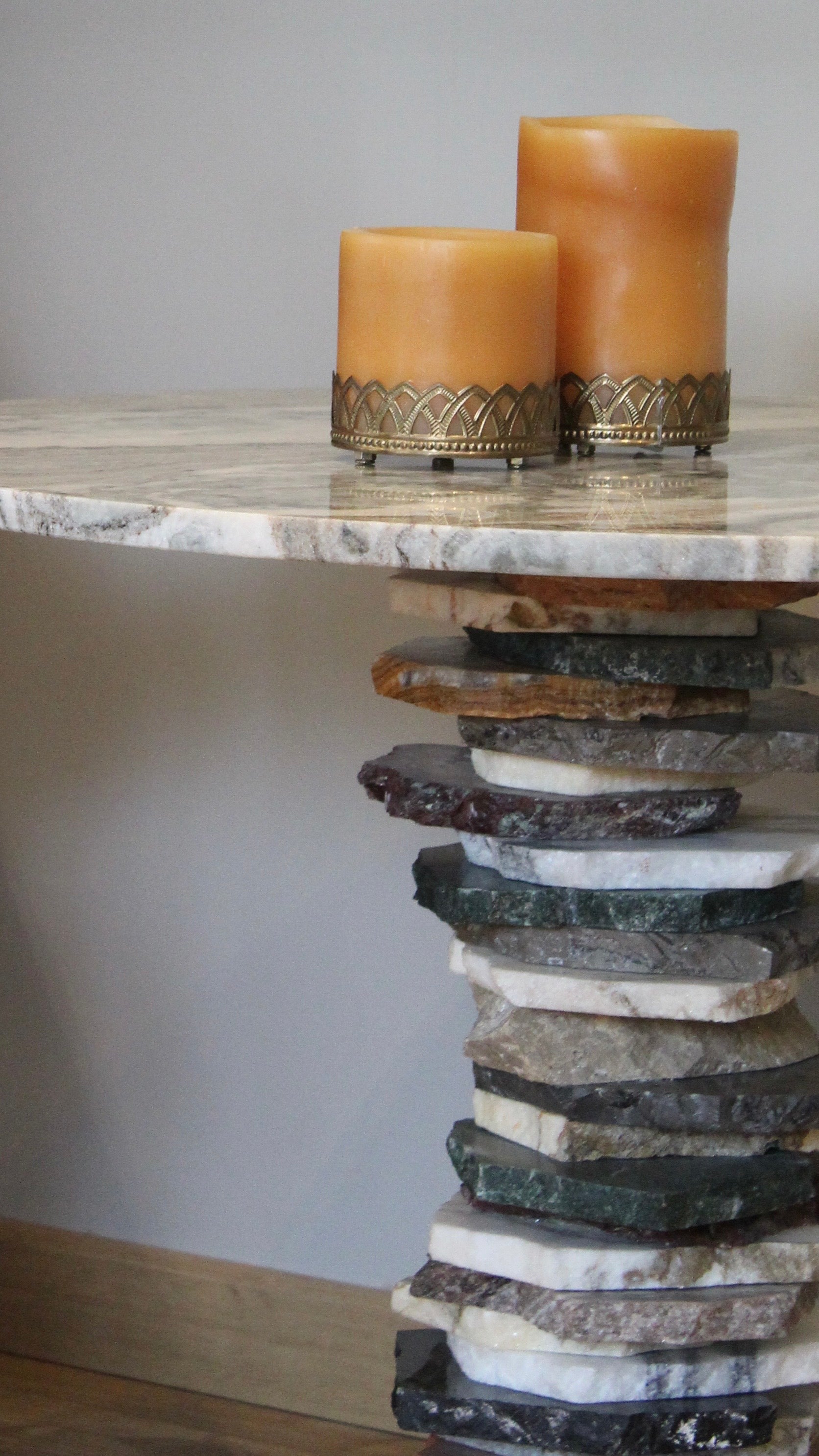 SUPER STAQ’D SIDE TABLE