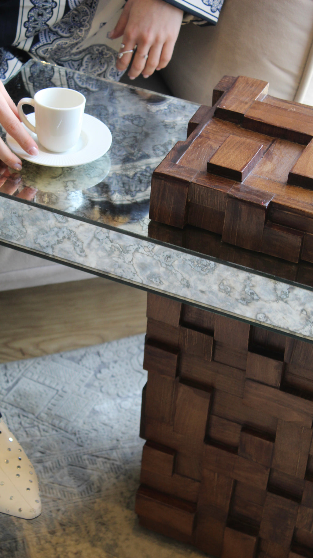 JUMBL’D C-SIDE TABLE