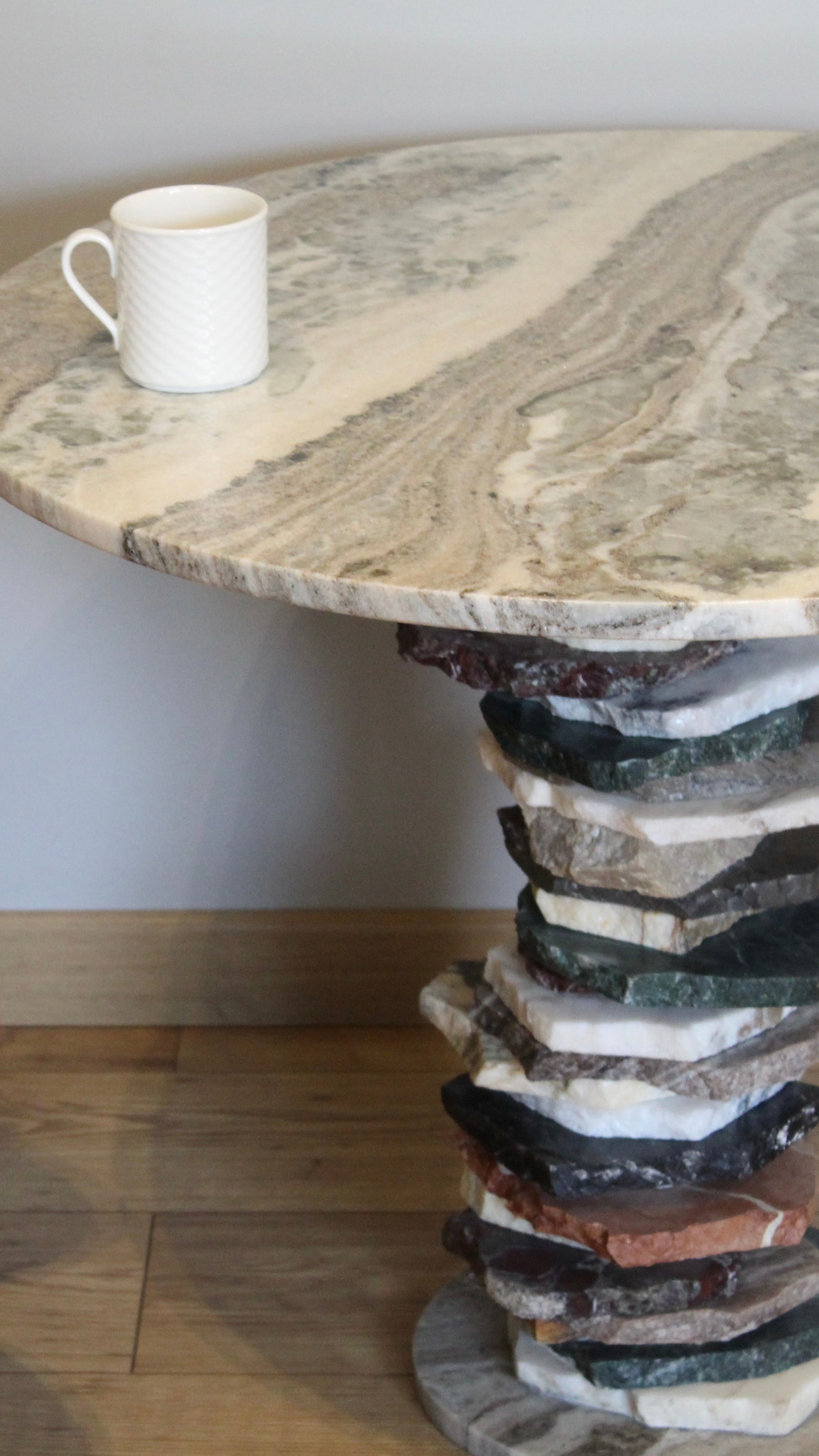 SUPER STAQ’D SIDE TABLE